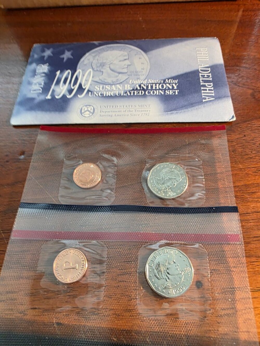 1999 UNITED STATS MINT SUSAN B. ANTHONY UNCIRCULATED COIN SET
